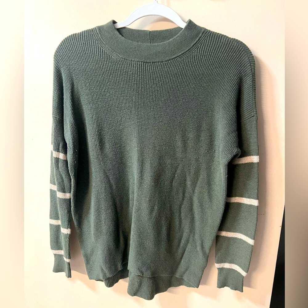 AE sweater